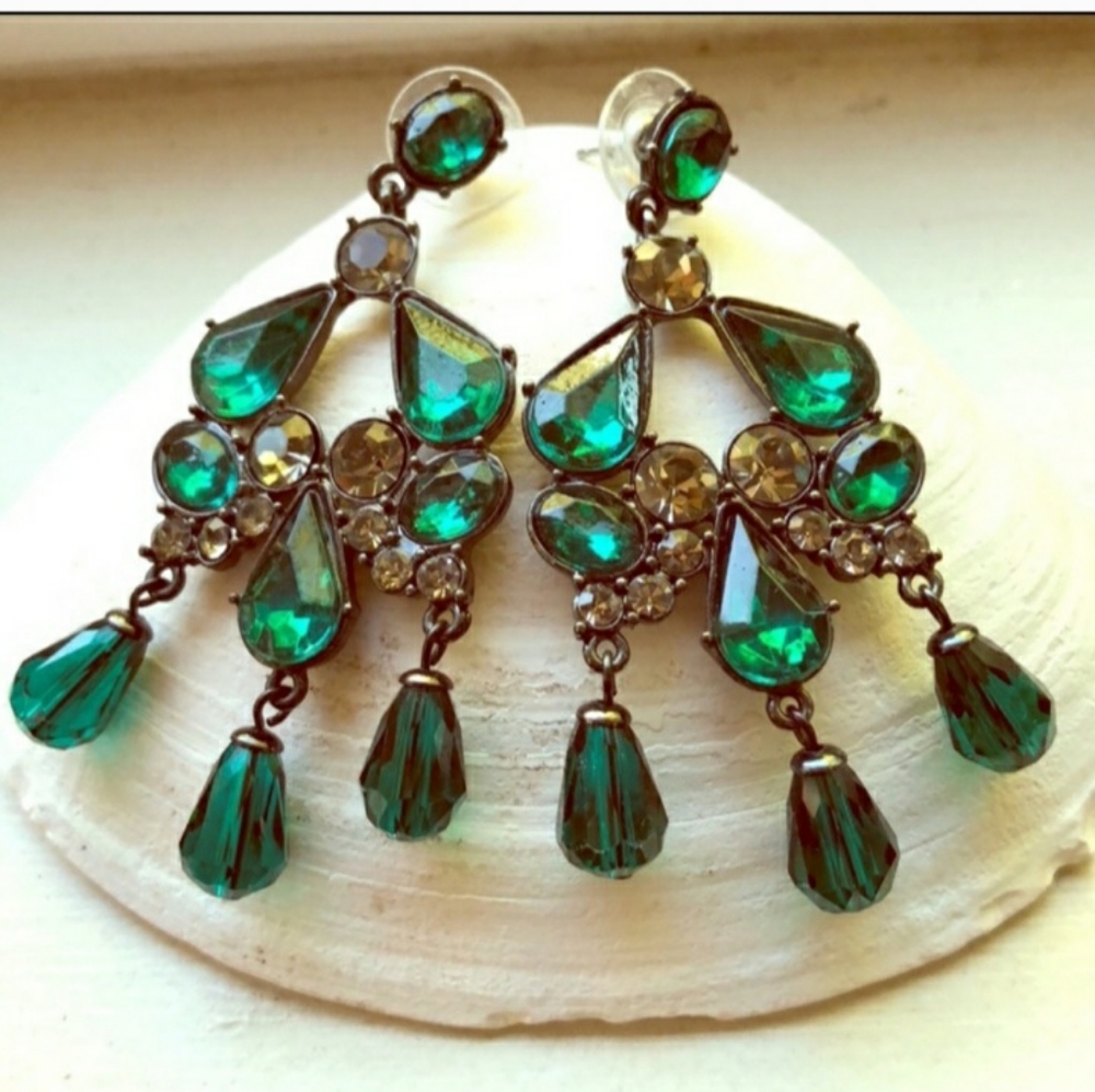 On the Hunt For Talbots Chandelier earrings.